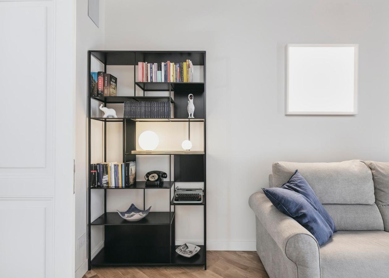 The Silver Lava - A Luxury Boutique Apartment カターニア エクステリア 写真
